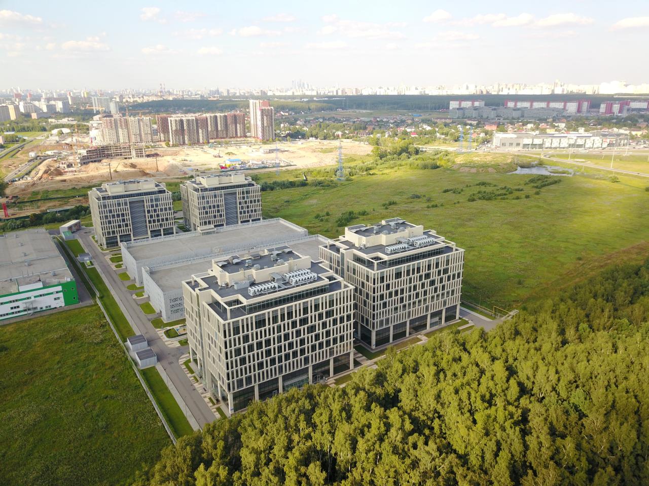 Бизнес-центр «Neopolis», м. Саларьево, офисы от 180 до 3500 м², фото объекта
