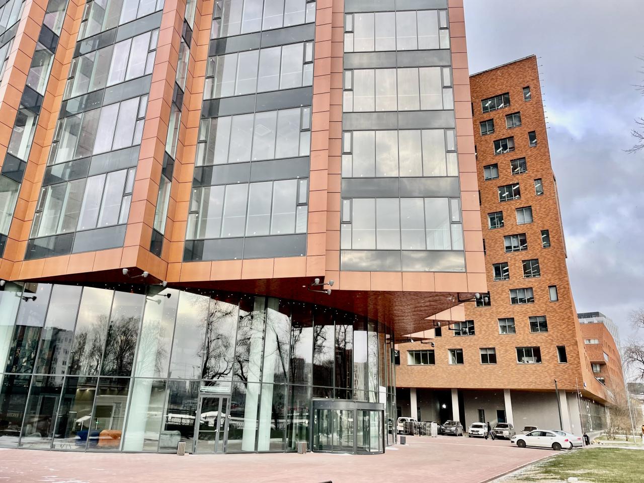 Бизнес-центр «Dm tower», м. Верхние Котлы, офисы от 110 до 5885 м², фото объекта