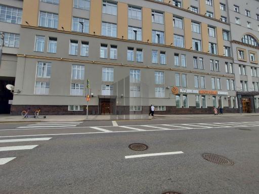 Бизнес-центр на Раушской набережной 8