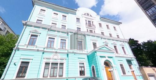 Бизнес-центр на улице Спиридоновка 20